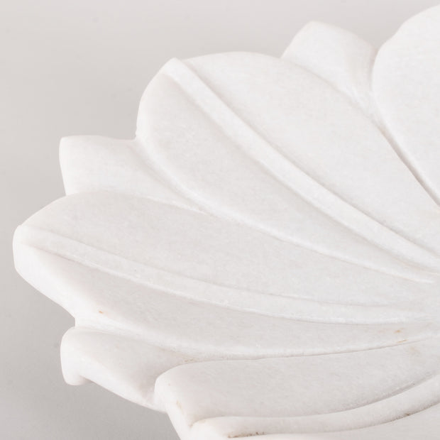 Handmade white marble flower dish